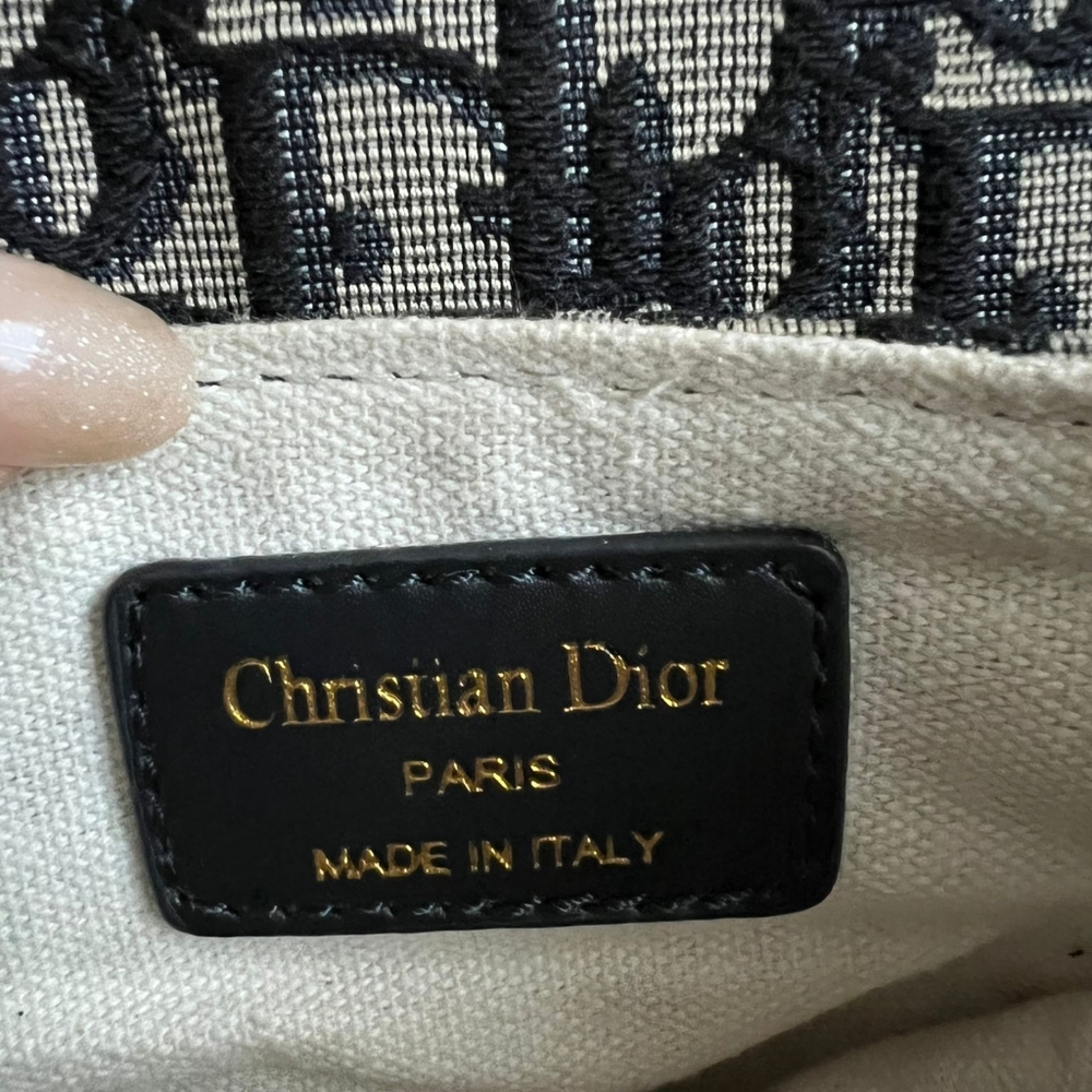 Bag - Picture 3 of 3